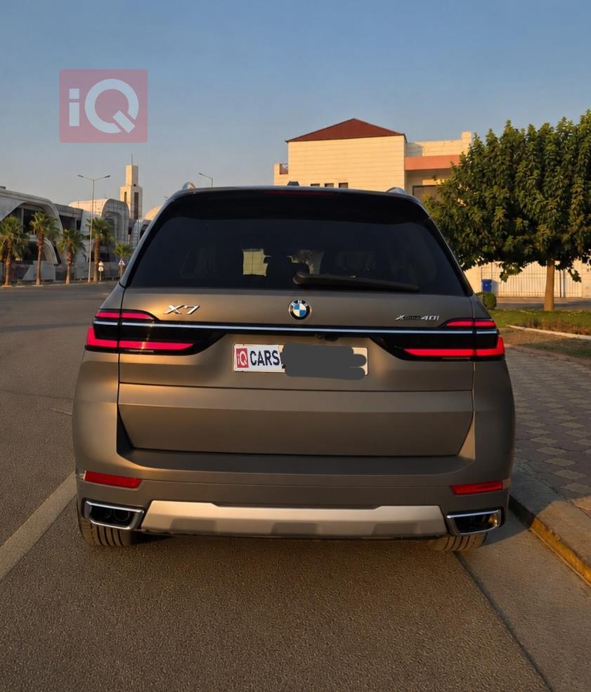 بي ام دبليو X7